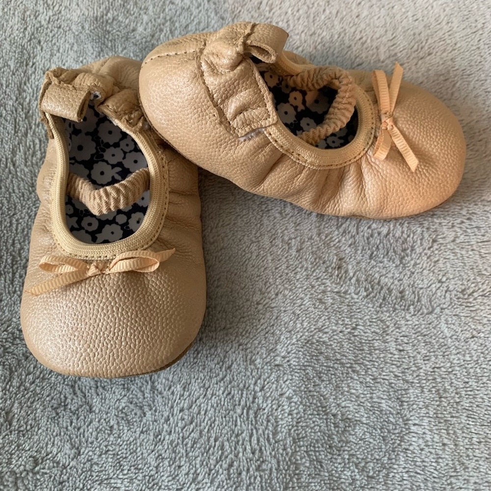 6-9 months Neutral Leather Ballet Flat
